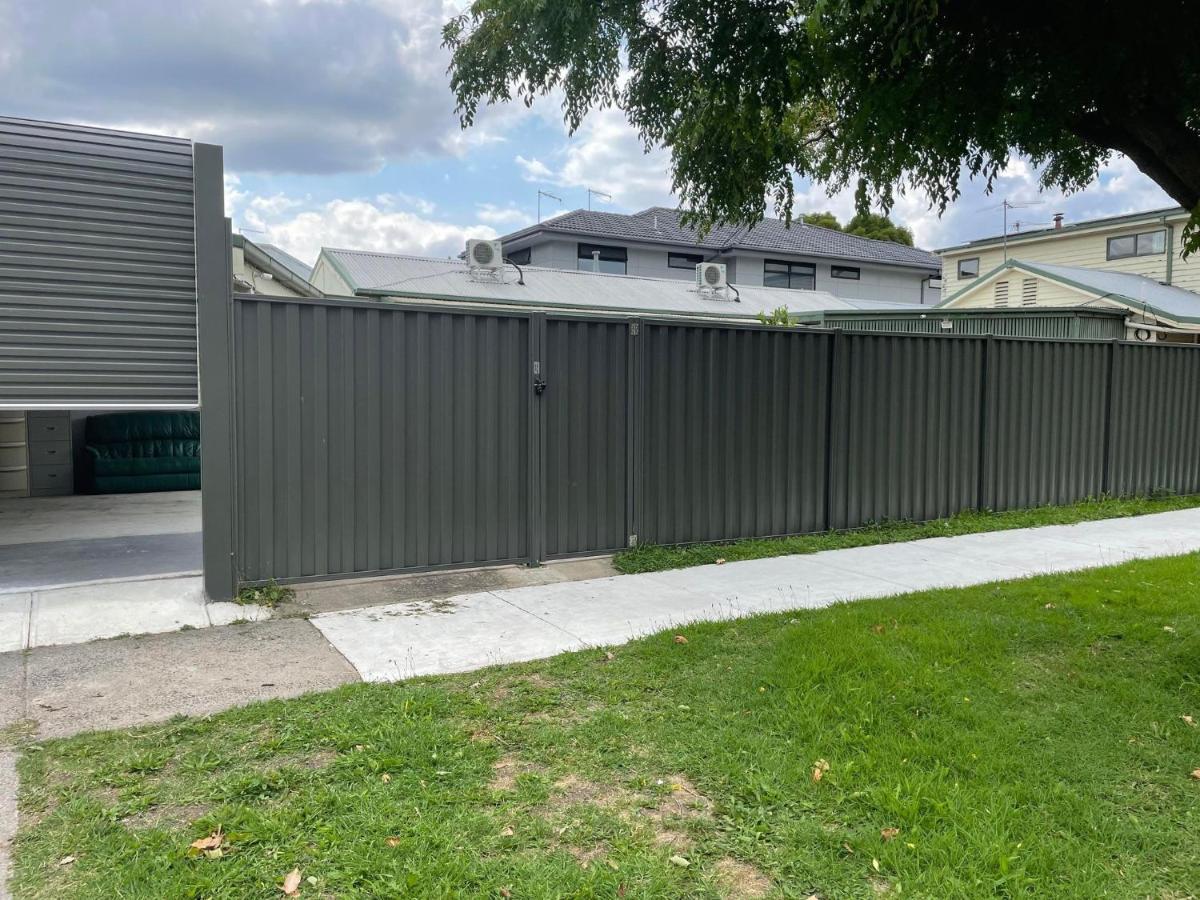 Oakleigh Private Unit Villa Exterior photo